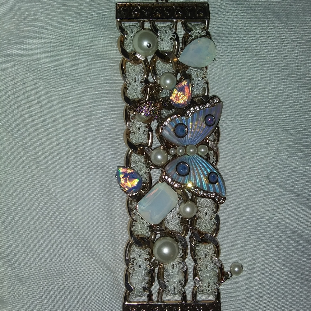 Bracelet